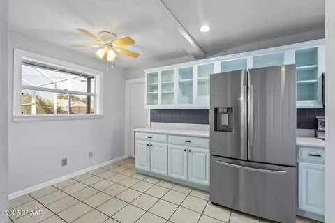 Kitchen - 45 Ocean Crest Dr, Ormond Beach, FL 32176 photo 3 of 4