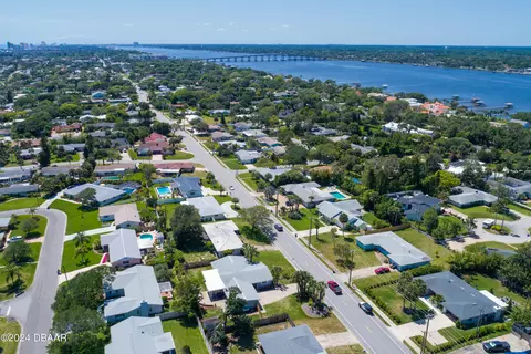 View/Area - 533 N Halifax Dr, Ormond Beach, FL 32176 photo 12 of 21