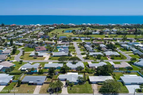 View/Area - 533 N Halifax Dr, Ormond Beach, FL 32176 photo 2 of 21