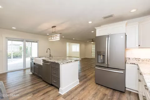 Kitchen - 533 N Halifax Dr, Ormond Beach, FL 32176 photo 7 of 9