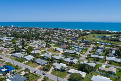 View/Area - 533 N Halifax Dr, Ormond Beach, FL 32176 photo 3 of 21