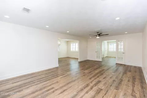 Living - 533 N Halifax Dr, Ormond Beach, FL 32176 photo 3 of 8