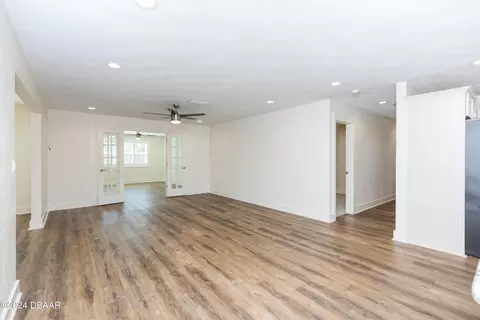 Living - 533 N Halifax Dr, Ormond Beach, FL 32176 photo 1 of 8