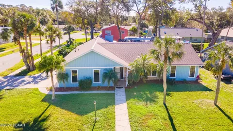 442 Woodstock Dr, Port Orange, FL 32127