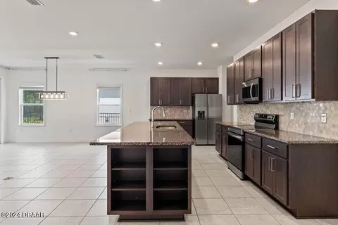 Kitchen - 62 Fawn Haven Trl, Ormond Beach, FL 32174 photo 3 of 4