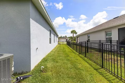 Exterior - 62 Fawn Haven Trl, Ormond Beach, FL 32174 photo 7 of 10