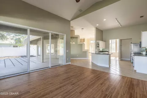 Living - 6 Wild Creek Way, Ormond Beach, FL 32174 photo 8 of 10
