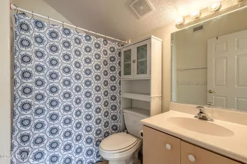 Bath - 6 Wild Creek Way, Ormond Beach, FL 32174 photo 6 of 6