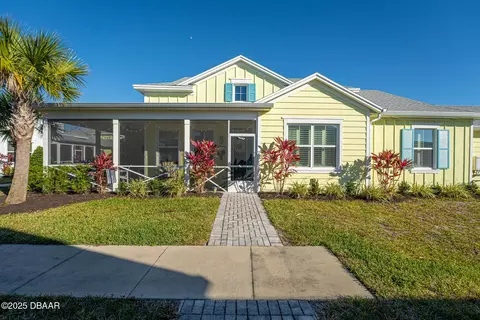 367 Parrot Ln, Daytona Beach, FL 32124
