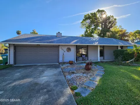 1019 Chippewa Trl, Holly Hill, FL 32117