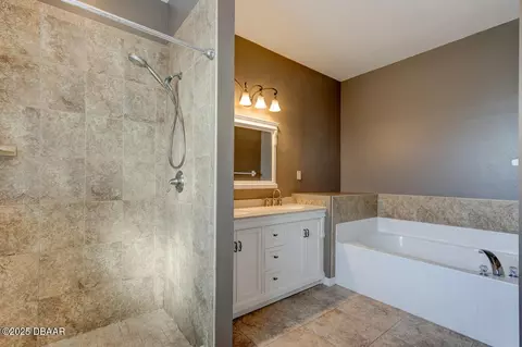 Bath - 406 Central Mariners Dr, Edgewater, FL 32141 photo 2 of 3