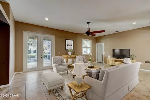 Living - 406 Central Mariners Dr, Edgewater, FL 32141 photo 2 of 5