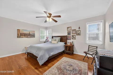 Bedroom - 482 Riverside Dr, Ormond Beach, FL 32176 photo 1 of 6
