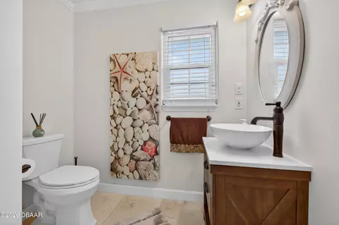 Bath - 482 Riverside Dr, Ormond Beach, FL 32176 photo 4 of 4