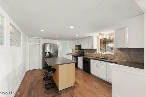 Kitchen - 60 Hidden Hills Dr, Ormond Beach, FL 32174 photo 1 of 5