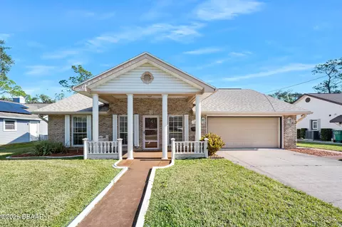 11 Stratford Pl, Ormond Beach, FL 32174