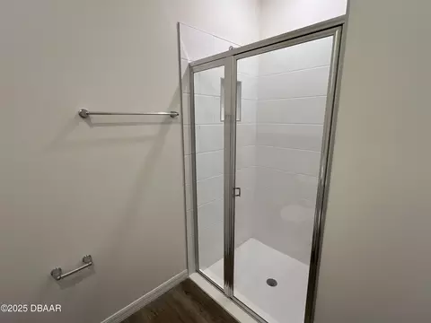 Bath - 3225 Arch Ave, Ormond Beach, FL 32174 photo 6 of 6