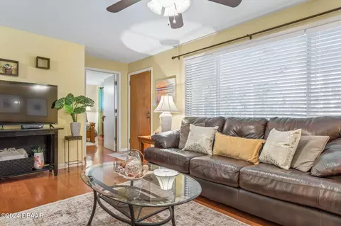 Living - 1069 Indigo Rd, Ormond Beach, FL 32174 photo 3 of 4