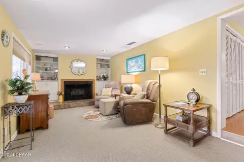 Living - 1069 Indigo Rd, Ormond Beach, FL 32174 photo 4 of 4