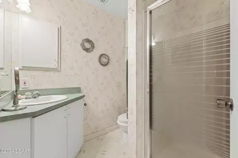 Bath - 1069 Indigo Rd, Ormond Beach, FL 32174 photo 1 of 4