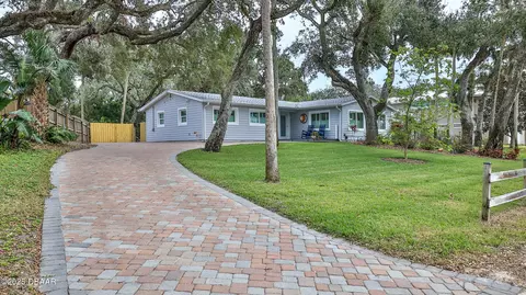 4181 Saxon Dr, New Smyrna Beach, FL 32169