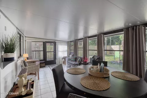Dining - 10 Park Pl, Ormond Beach, FL 32174 photo 1 of 1