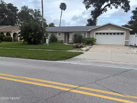 1024 Calle Grande St, Ormond Beach, FL 32174