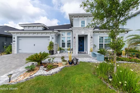 6232 W Fallsgrove Ln, Port Orange, FL 32128
