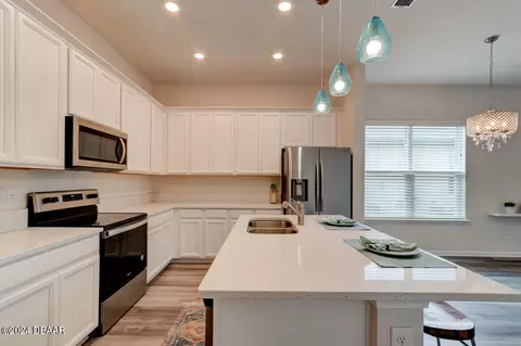 Kitchen - 3266 Bailey Ann Dr, Ormond Beach, FL 32174 photo 2 of 4