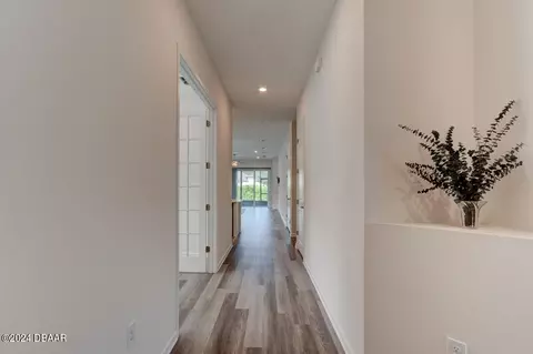 Entry Way - 3266 Bailey Ann Dr, Ormond Beach, FL 32174 photo 3 of 4