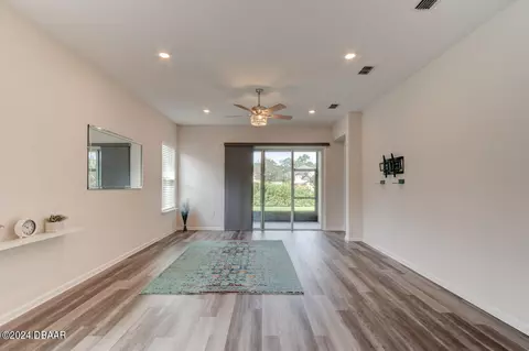 Living - 3266 Bailey Ann Dr, Ormond Beach, FL 32174 photo 1 of 3