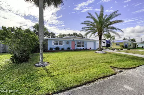 Exterior - 12 Raymonde Cir, Ormond Beach, FL 32176 photo 1 of 17