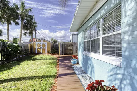 Exterior - 12 Raymonde Cir, Ormond Beach, FL 32176 photo 16 of 17