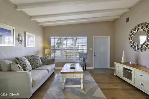 Living - 12 Raymonde Cir, Ormond Beach, FL 32176 photo 1 of 11