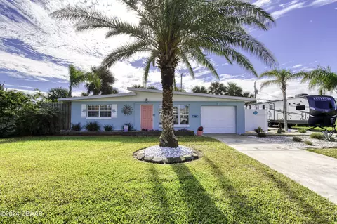 12 Raymonde Cir, Ormond Beach, FL 32176
