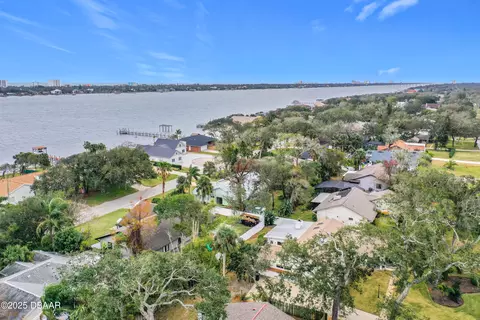 1412 Oak Forest Dr, Ormond Beach, FL 32174 photo 3