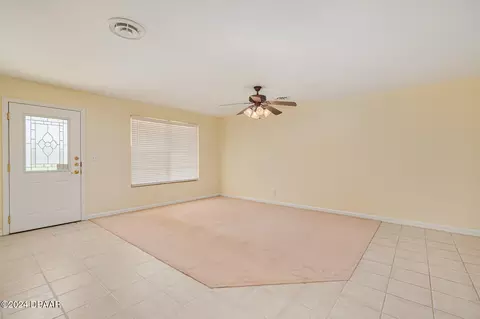 Living - 103 Dawn Dr, Ormond Beach, FL 32176 photo 5 of 11