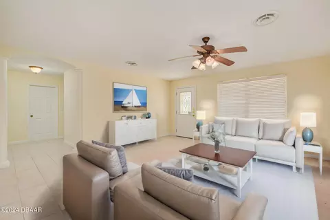 Living - 103 Dawn Dr, Ormond Beach, FL 32176 photo 4 of 11