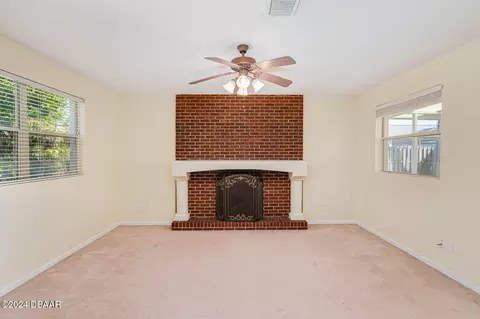 Living - 103 Dawn Dr, Ormond Beach, FL 32176 photo 6 of 11