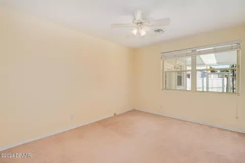 Bedroom - 103 Dawn Dr, Ormond Beach, FL 32176 photo 5 of 12