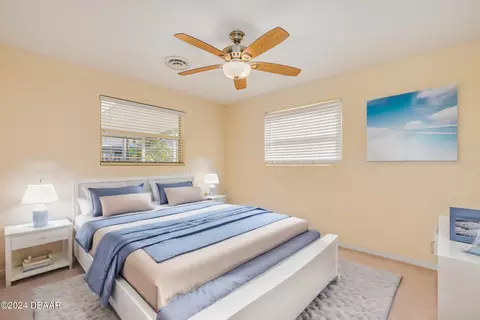 Bedroom - 103 Dawn Dr, Ormond Beach, FL 32176 photo 10 of 12