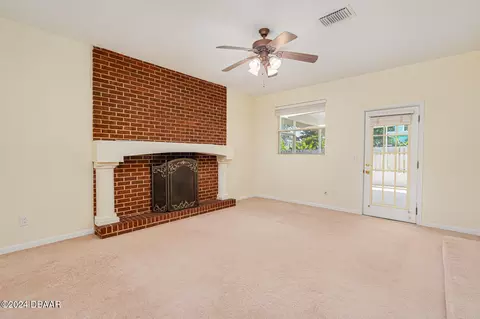 Living - 103 Dawn Dr, Ormond Beach, FL 32176 photo 8 of 11