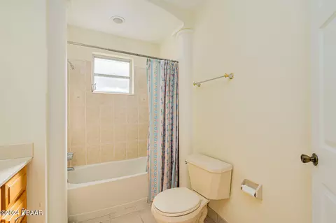 Bath - 103 Dawn Dr, Ormond Beach, FL 32176 photo 5 of 6