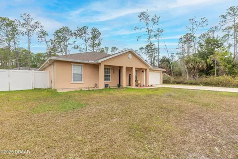 41 Regent Ln, Palm Coast, FL 32164