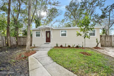 1722 Palm Rd, Ormond Beach, FL 32174