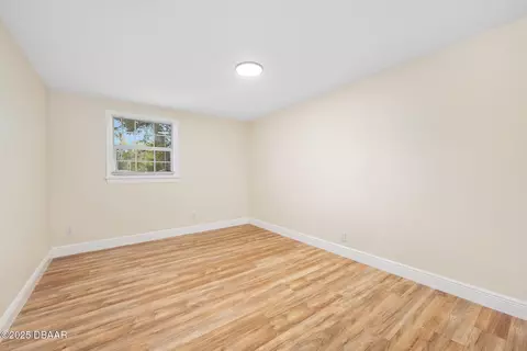 Bedroom - 1722 Palm Rd, Ormond Beach, FL 32174 photo 5 of 11