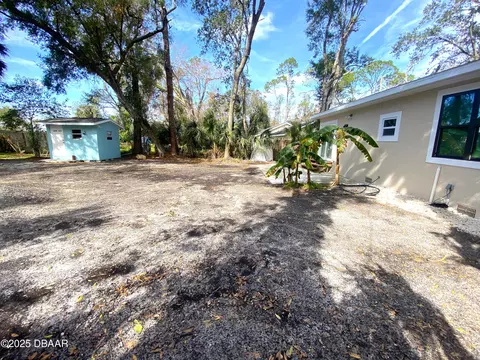Exterior - 1722 Palm Rd, Ormond Beach, FL 32174 photo 6 of 11