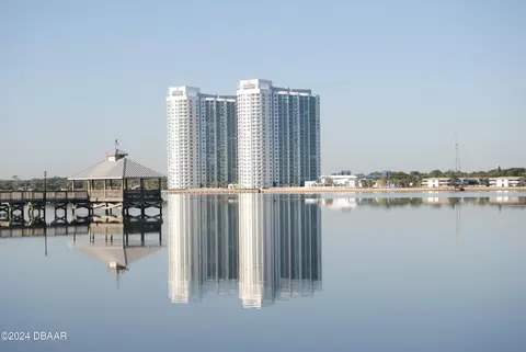 241 Riverside Dr #1403, Holly Hill, FL 32117