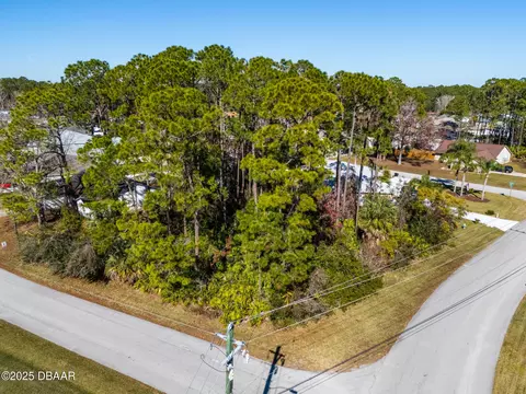 2 Boston Ln, Palm Coast, FL 32137