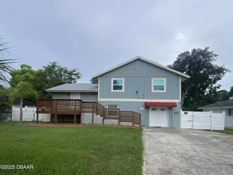 2936 Travelers Palm Dr, Edgewater, FL 32141